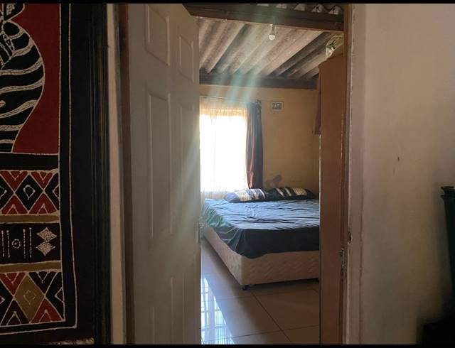 5 BEDROOM HOUSE FOR SALE IN INANDA